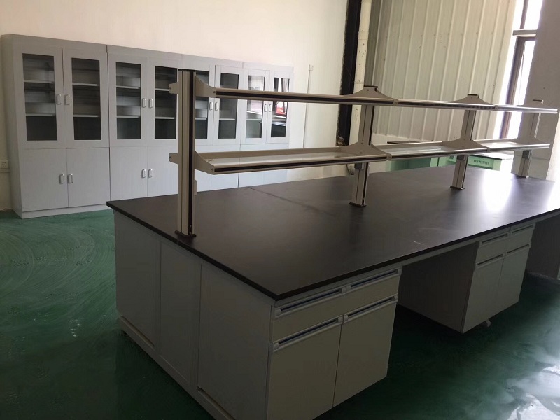 鋼木中央實驗臺所具備的特點 鋼木中央實驗臺所具備的特點